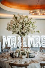 LED Mr & Mrs Sign